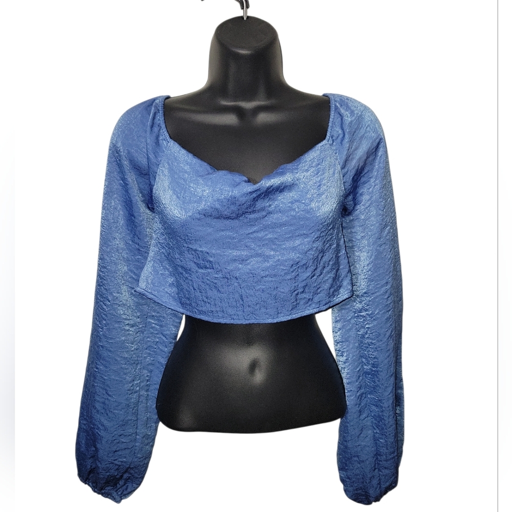 ☀️ Le Lis Collection Blue Textured Open Back Crop Top Small Long Sleeve Tie